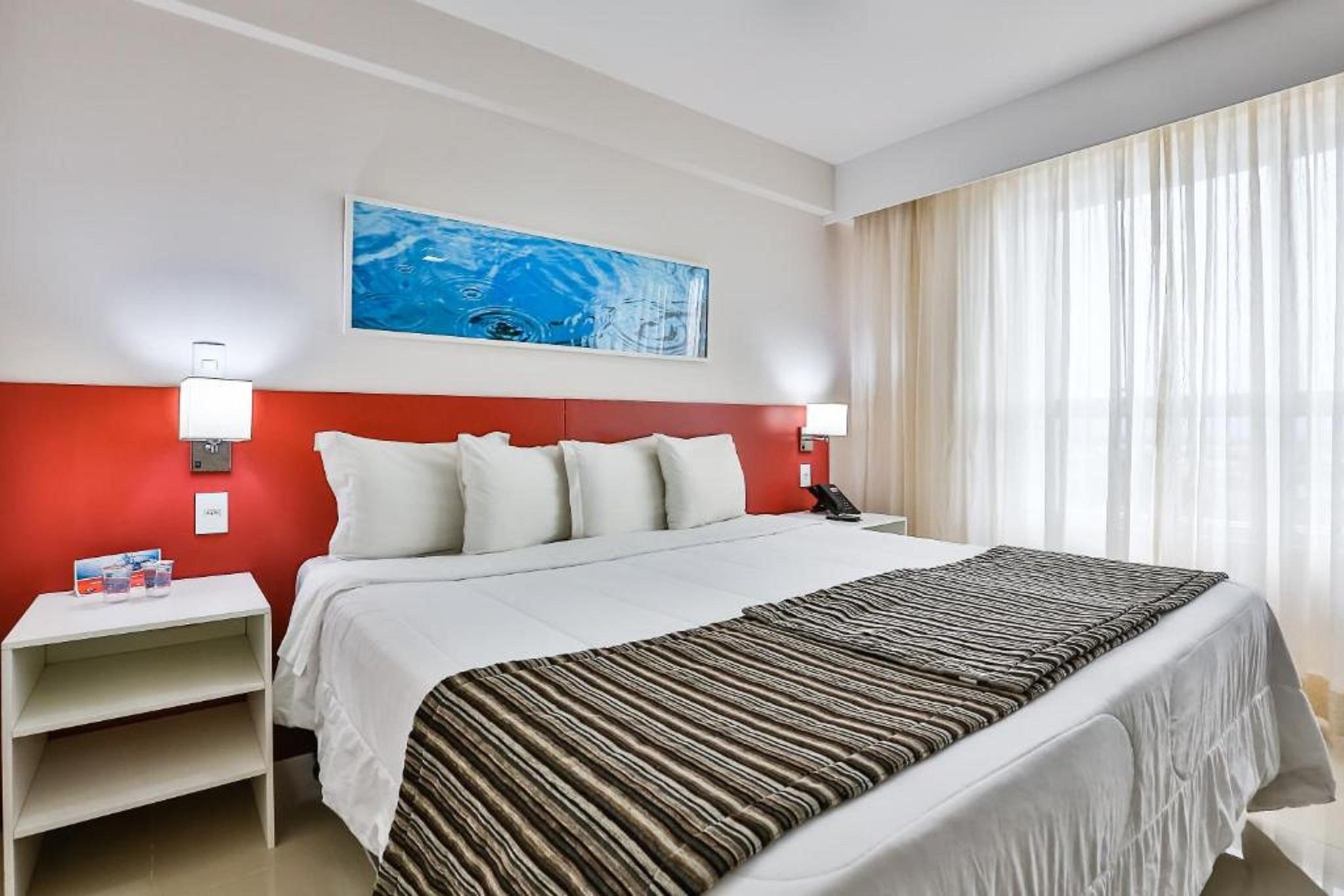 Ramada Hotel & Suites Campos Pelinca Campos dos Goytacazes Exterior foto